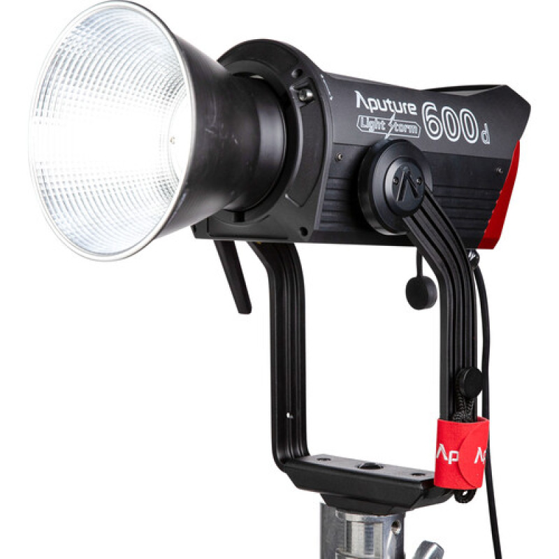 Світло Aputure LS 600d Daylight LED Light (V-Mount)