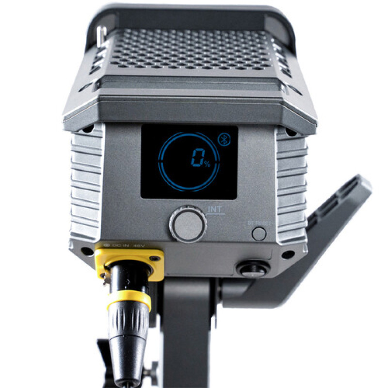 LED свет Aputure Amaran 100d Daylight
