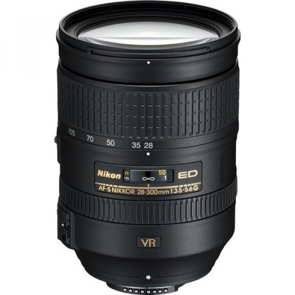Nikon AF-S 28-300mm f/3.5-5.6 ED VR