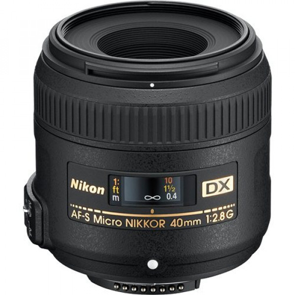 Nikon AF-S 40mm f/2.8G Micro DX