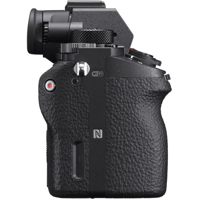 Sony Alpha a7R II  (Body Only)