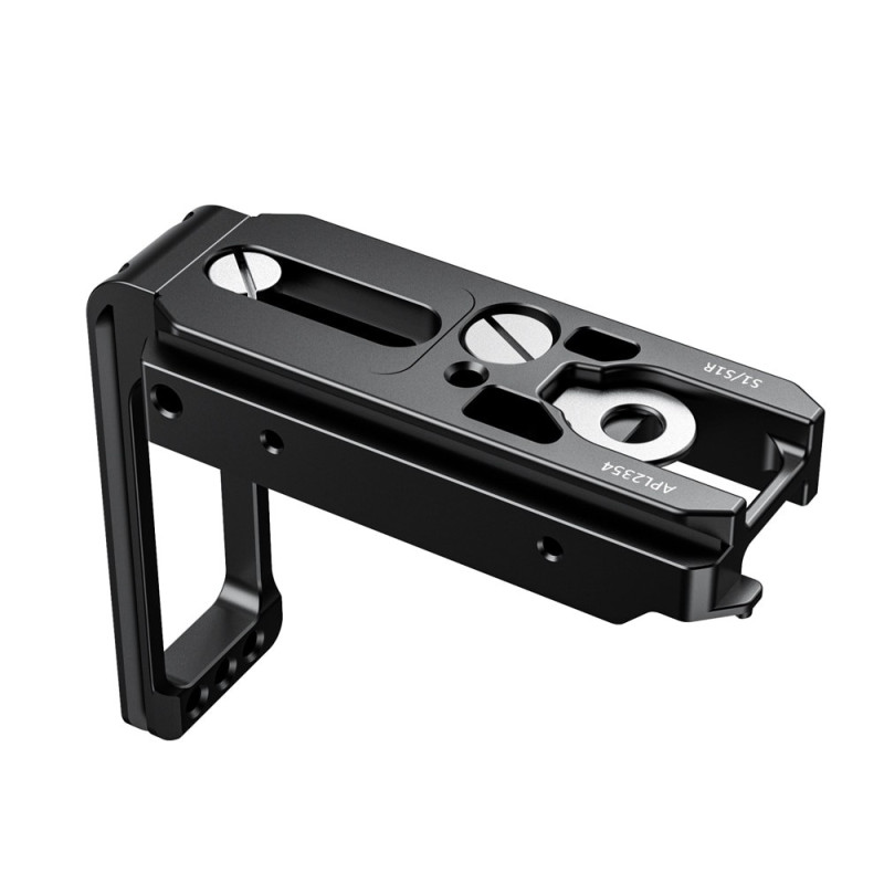 SmallRig L-Bracket for Panasonic Lumix DC-S1 and S1R APL2354