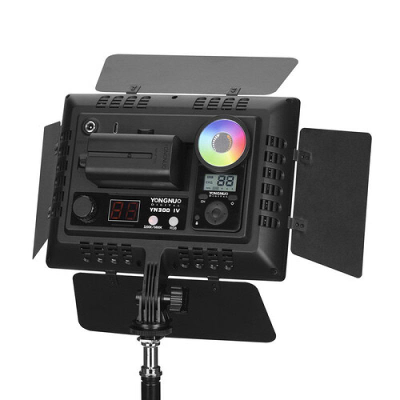 LED освітлювач Yongnuo YN-300 IV RGB (3200-5600K)