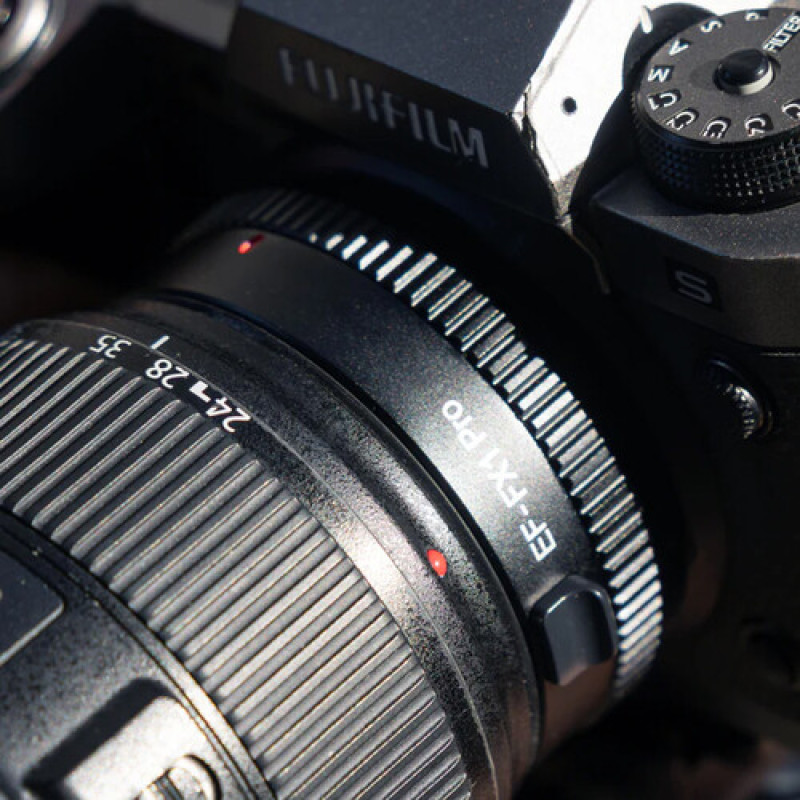 Перехідник Viltrox EF-FX1 PRO Lens Mount Adapter for Canon EF or EF-S-Mount Lens to FUJIFILM X-Mount