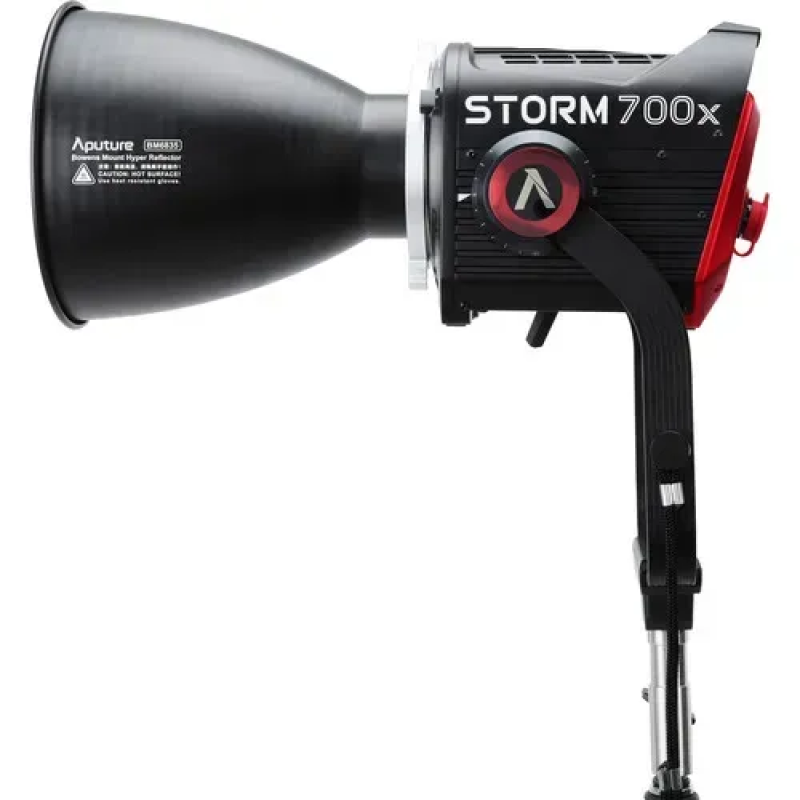LED свет Aputure STORM 700x (BLAIR)